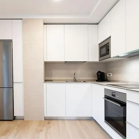 Portuko. Basquenjoy Apartment Hondarribia