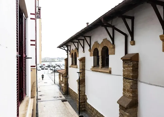 Portuko. Basquenjoy Hondarribia