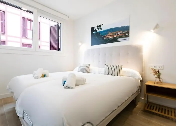 Portuko. Basquenjoy Apartment Hondarribia